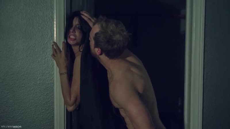 Romi rain [大奶、大屁股、熟女、妈妈、黑发、明星、所有性、色情忠诚、铁杆、性高潮]